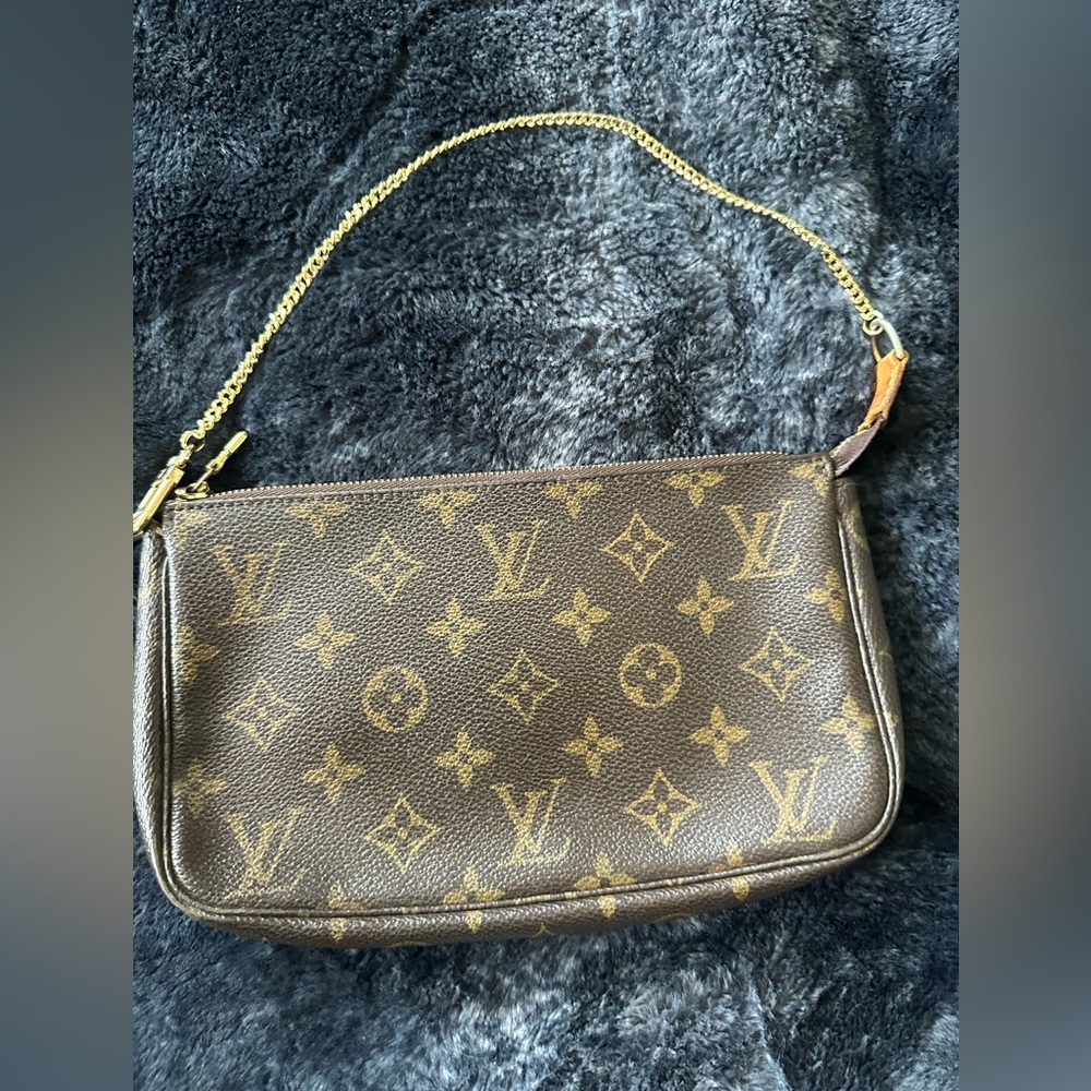 Louis Vuitton Brown monogram pochette Authentic
